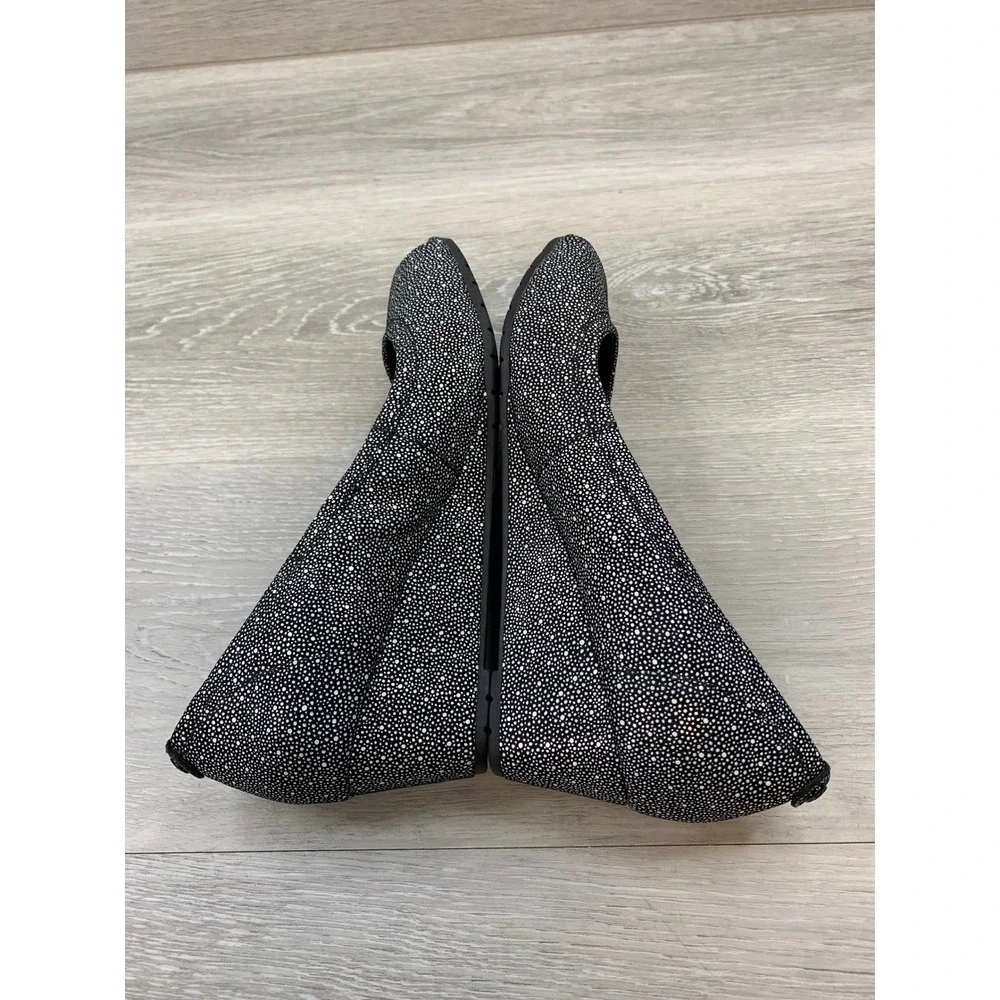 Clarks Artisan Women's Black White Nubuck Peep Toe 8.5 Wedge Comfort Shoes
